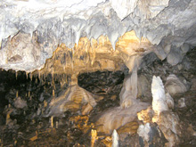 100 национални туристически обекта: пещера  Снежанка  : cнимка 4